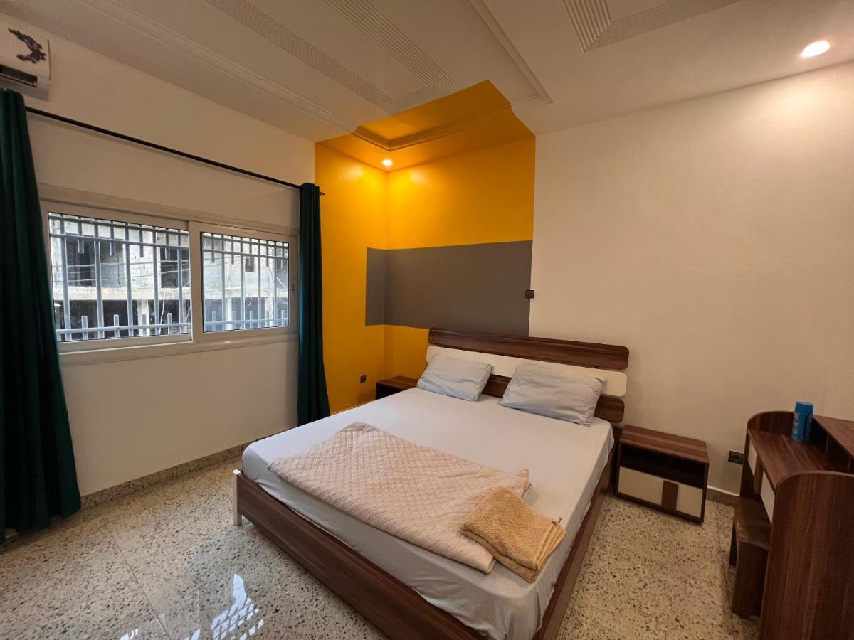 Smb-Gn Residence Lambandji - Electricite Et Wifi H24 コナクリ エクステリア 写真